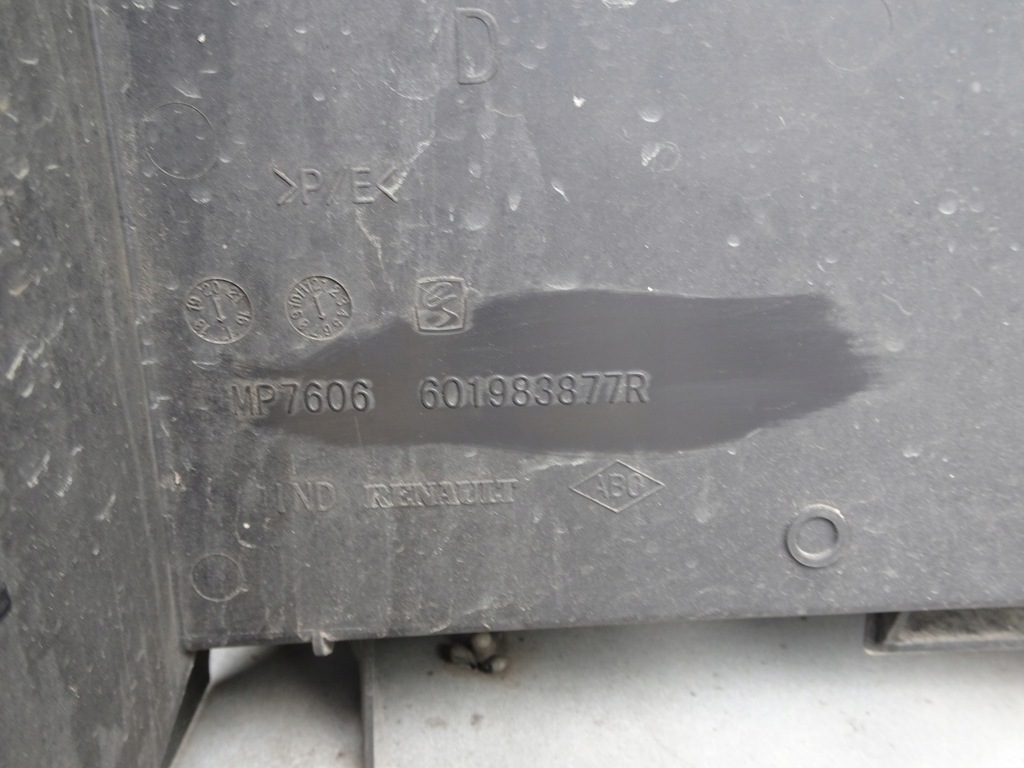 фото №13, Dacia sandero ii lift бампер перед 17r dv369