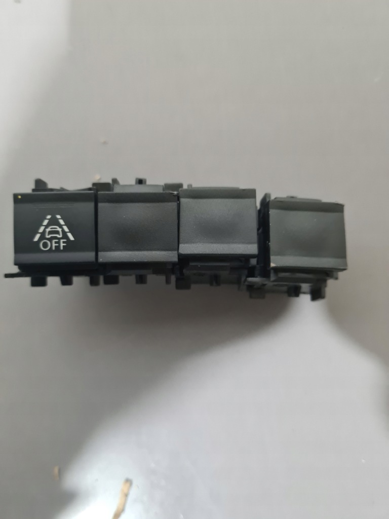 Купити Перемикач кнопка асистент поперечина руху citroen peugeot opel 98170269zd