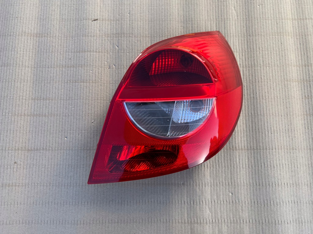 фото №1, Renault clio iii hb лампа права задня задня