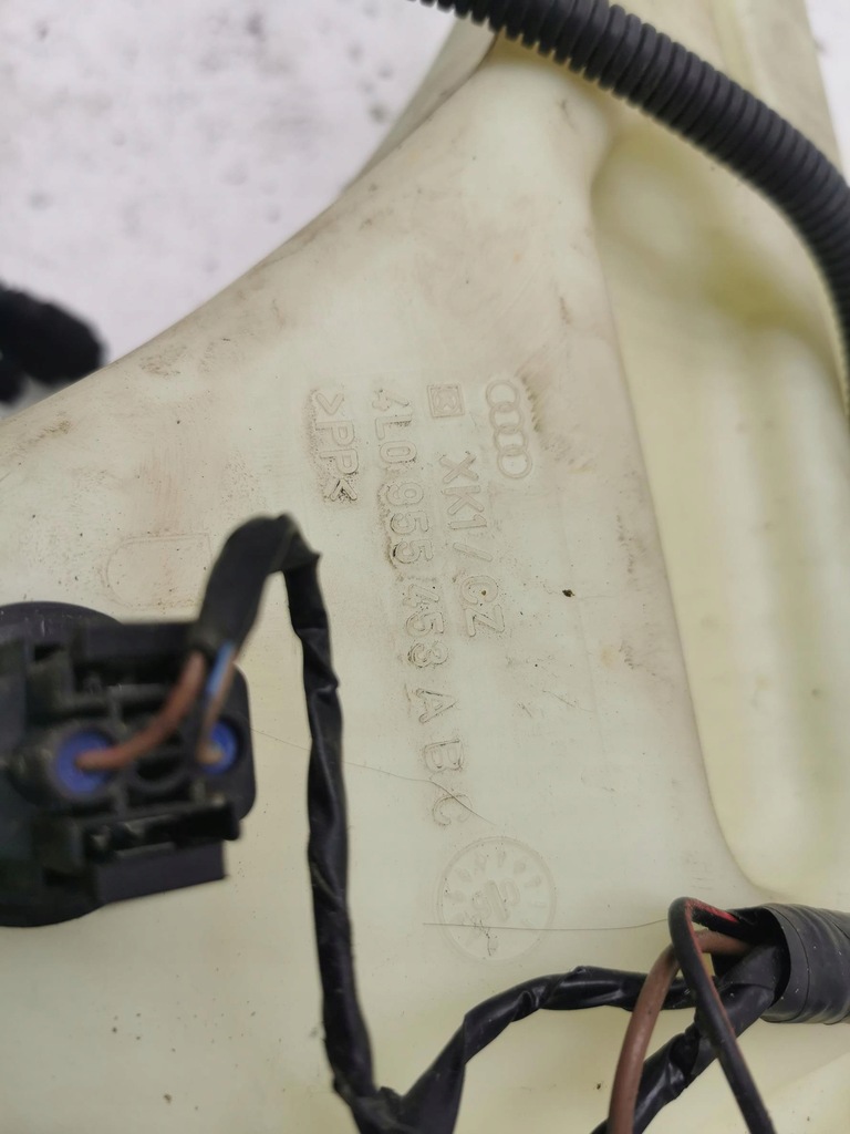 фото №9, Бак омывателя audi q7 i 4l 4l0955453a