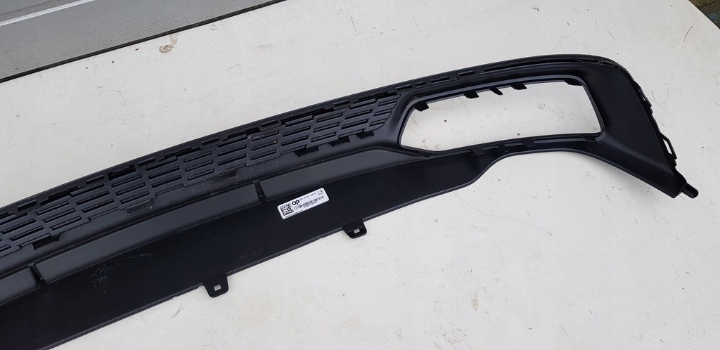 фото №9, Audi a6 c8 s-line спойлер накладка бампера 4k0807521c