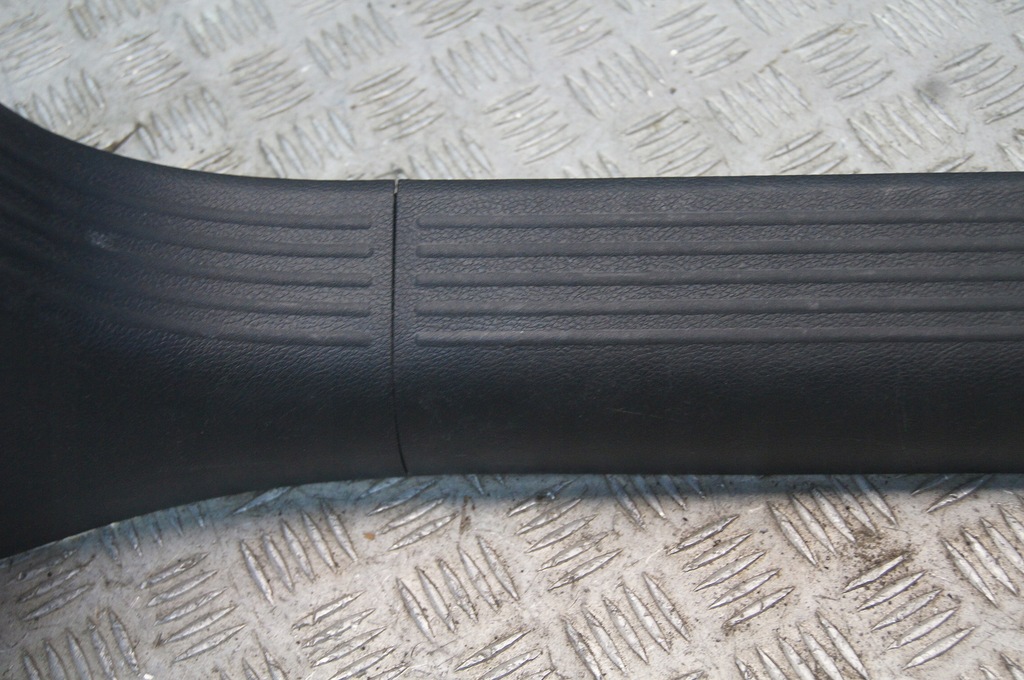 фото №5, Dodge challenger lift молдинг накладка поріг права 631648876