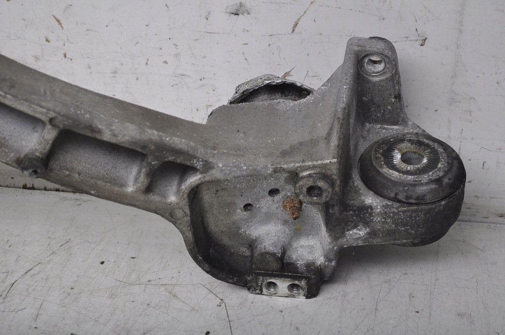 фото №6, Bentley arnage lift 6.8 v8 кронштейн двигуна кронштейн