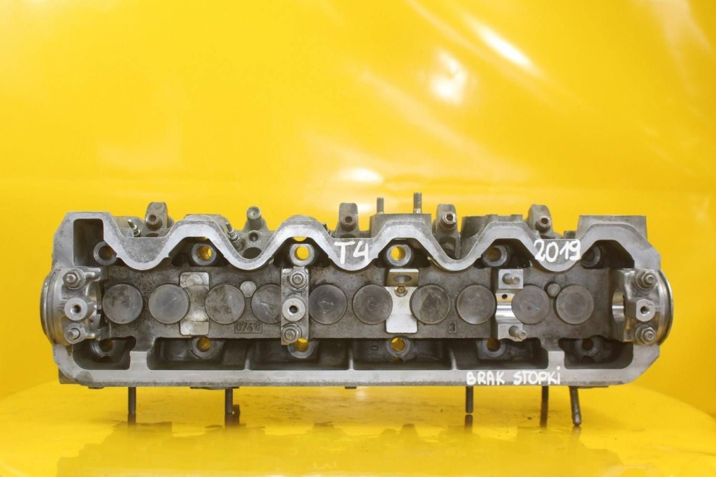 Головка двигателя vw transporter t4 multivan lt 28 35 2.5 tdi ajt 074103373g Цена