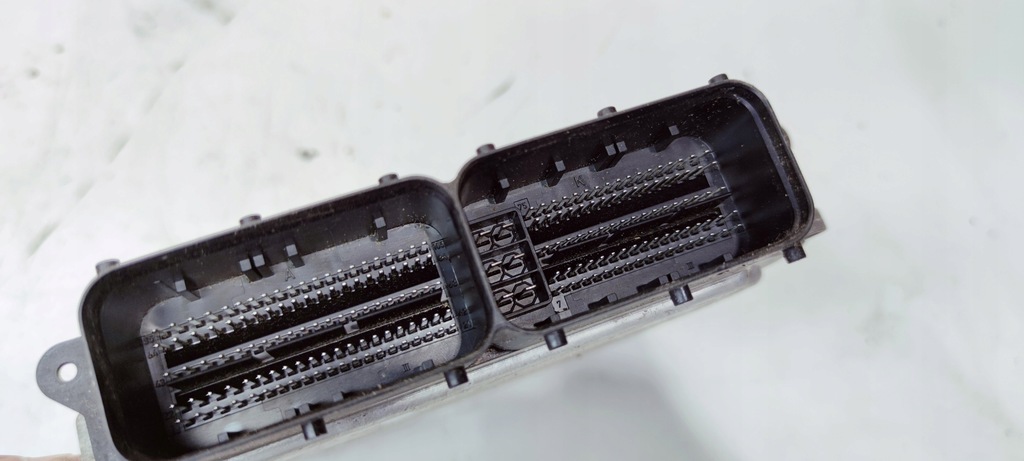 фото №6, Бортовой компьютер блок управления двигателя audi a4 b9 a5 8w 2.0 tdi 04l907309l