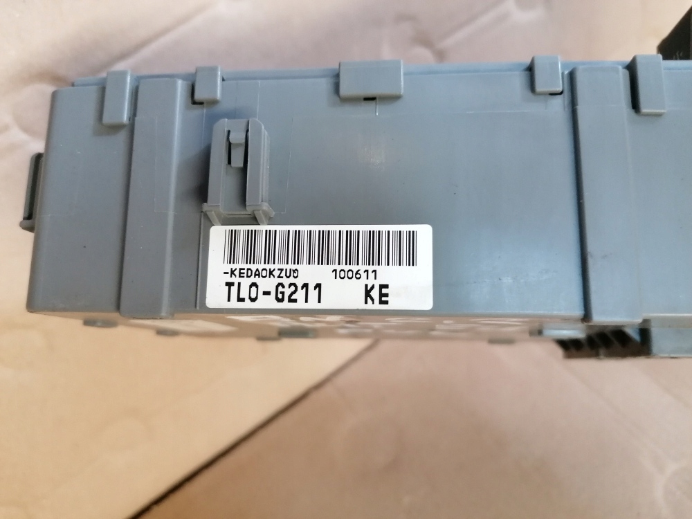 фото №1, Honda accord viii мультиплексор модуль bsi tlo-g221