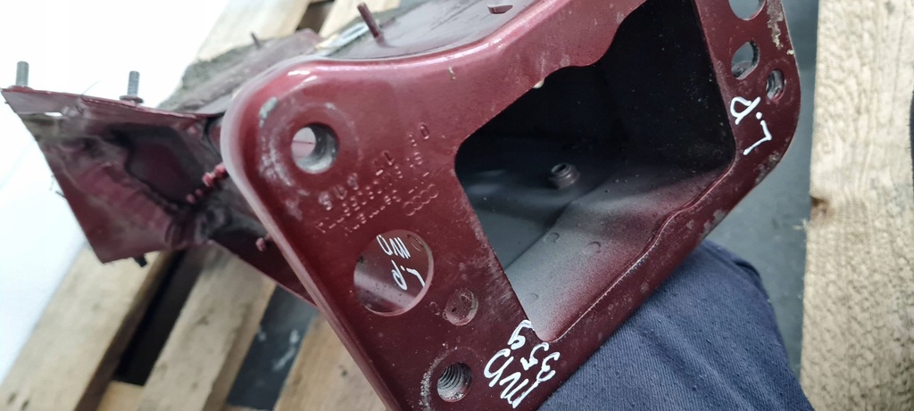 фото №10, A5 8w s5 лонжерон левая левый перед ly3s 8w0805677a a4 b9 8w