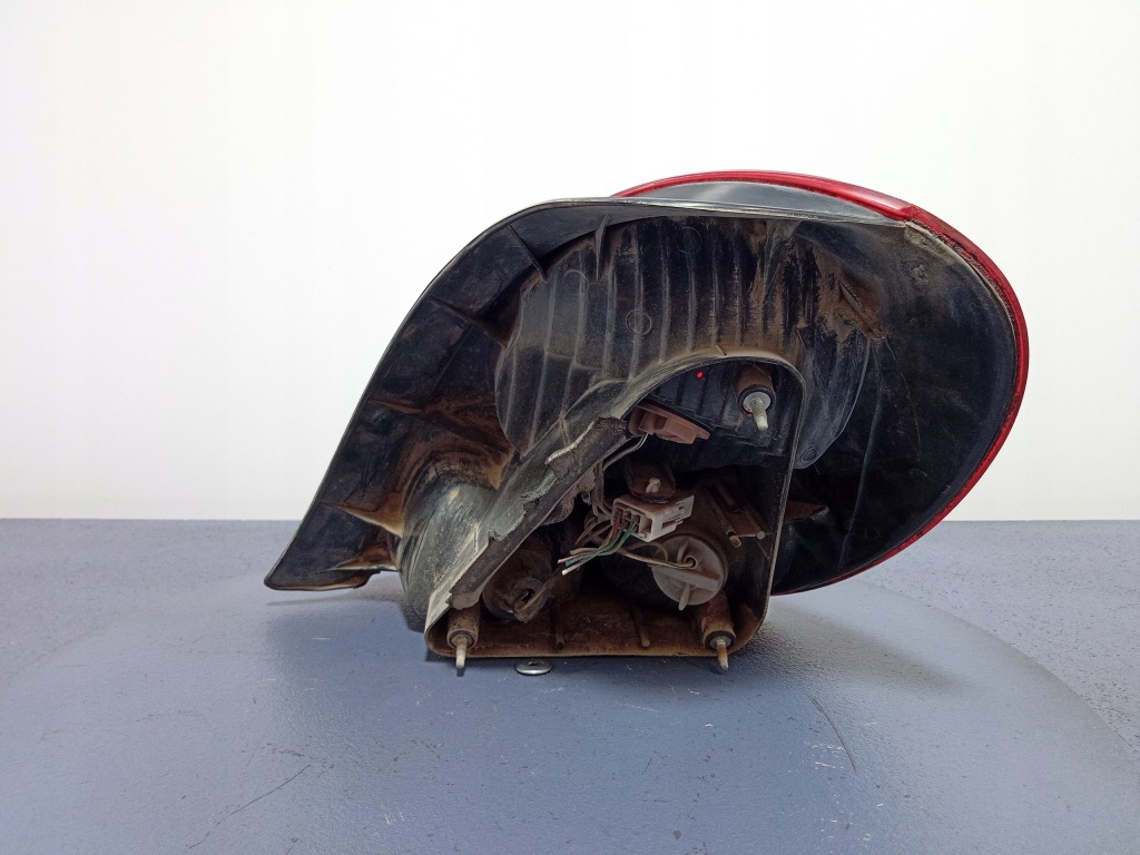 фото №3, Corolla e11 liftaback лампа задняя левая