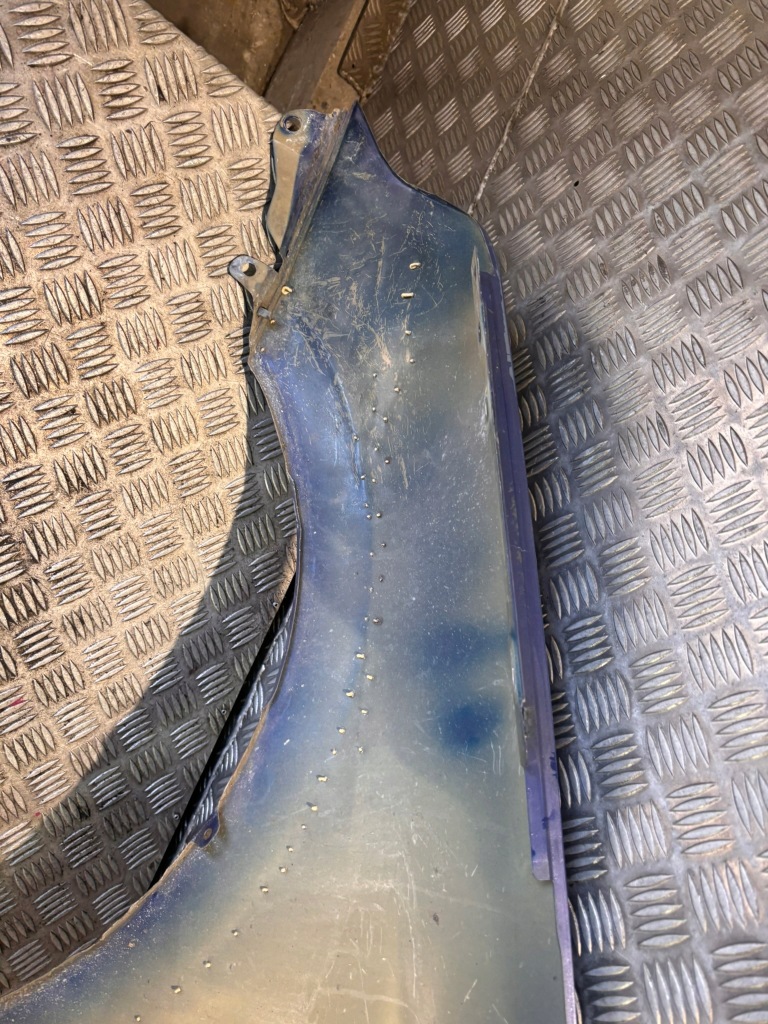 Купити Hyundai ioniq крила праві перед yp5