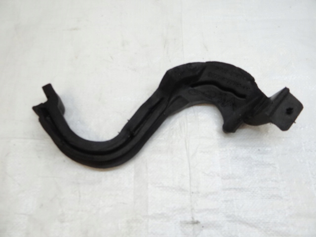 Peugeot 508 1 рестайлинг  левая накладка губка шумоизоляция жабо 9675616880 Недорого