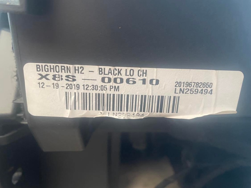 фото №16, Ram 19- подлокотник туннель средний usa