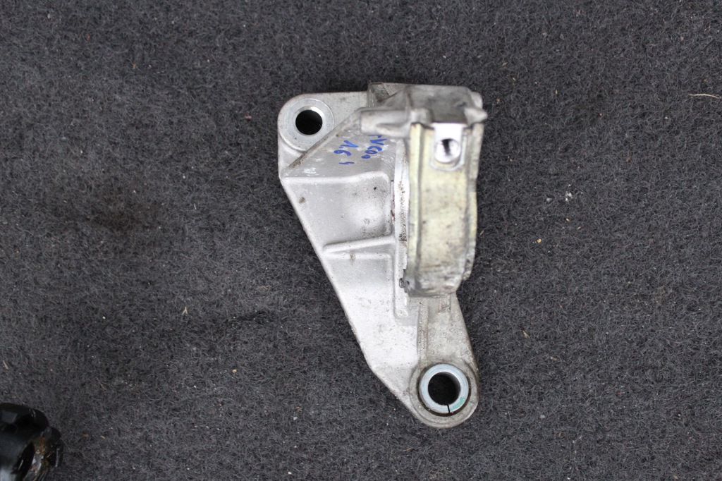 фото №1, Renault kangoo ii 1.6 бензин опора полуось приводной вал