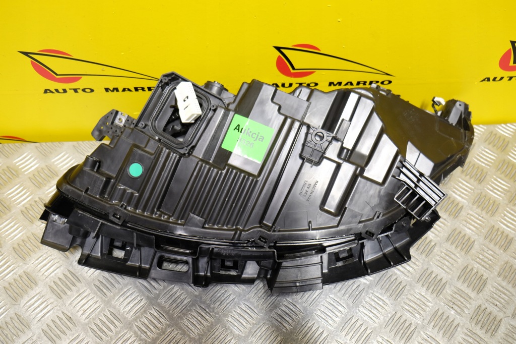 Tesla model 3 highland рестайлинг  2023 2024- фара фара full led r америка Оригинал