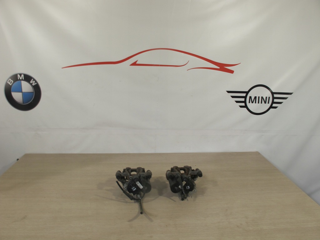 фото №1, Супорт задня bmw i3 6853857