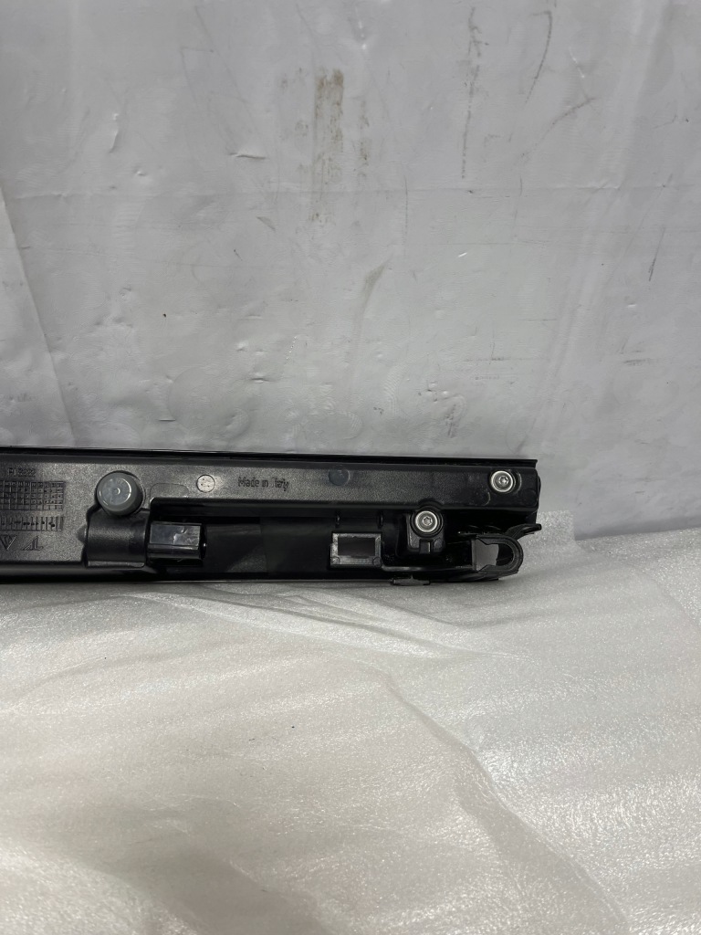 фото №13, Лампа led w крышка багажника правый задняя porsche panamera ii 971 16-