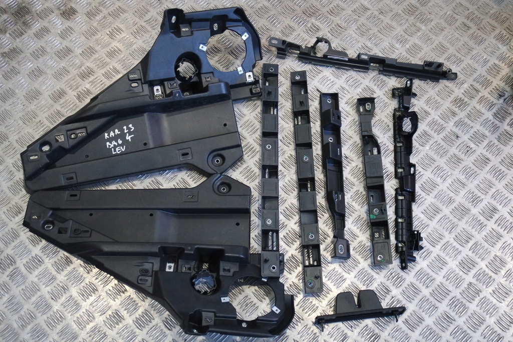 фото №5, Обивка элементы багажника maserati levante bag4