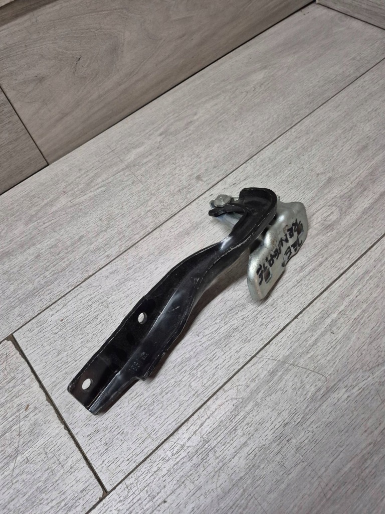 фото №2, 15142. jeep renegade петля капот левый 51949865