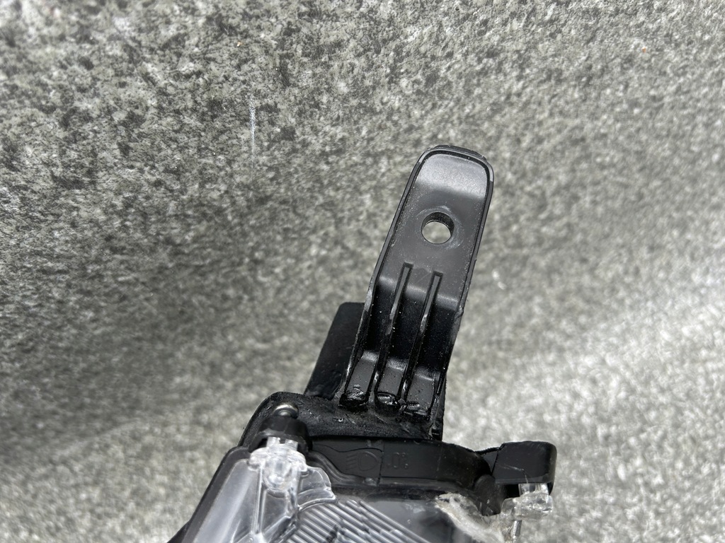 фото №8, Лампа левая передняя toyota yaris cross full led 0d-312 poznań