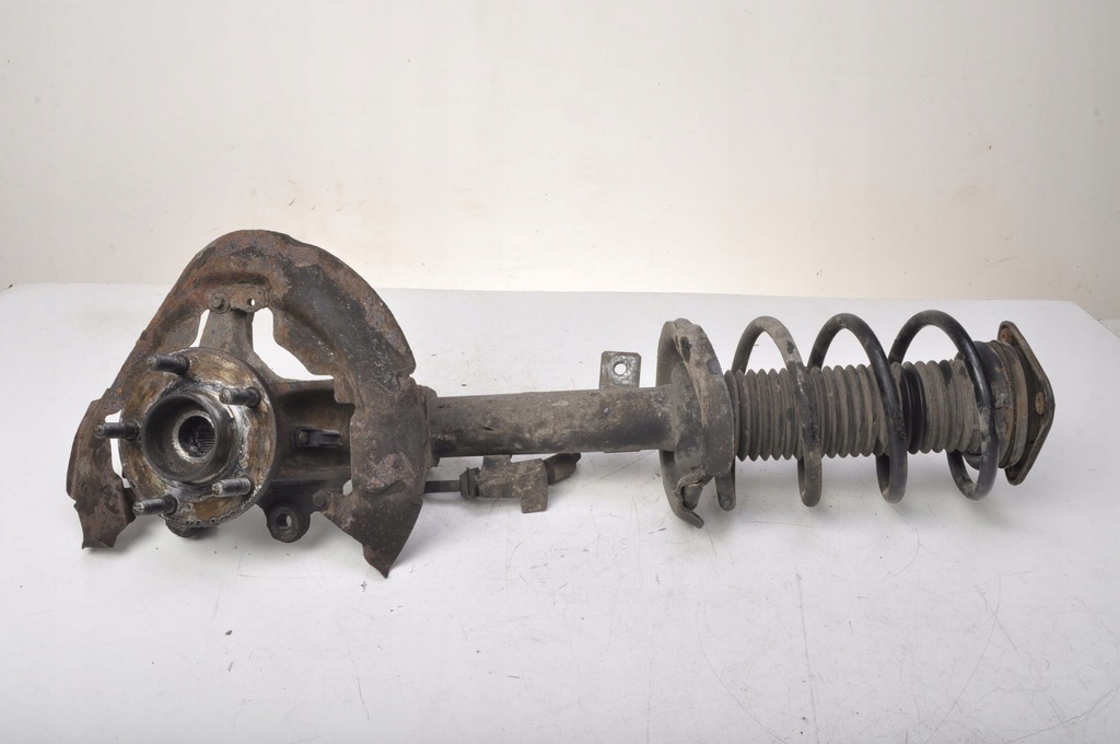 фото №1, Volvo s40 ii 1.8 mcperson правий перед 3m51-3k170