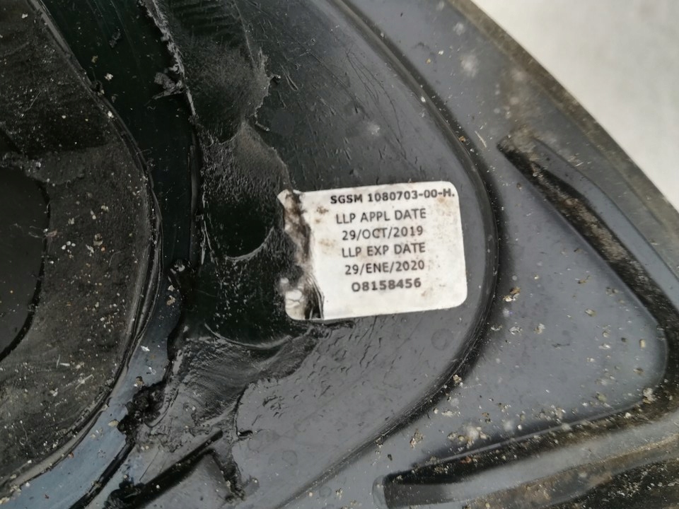 Tesla 3 стекло кузовная задний  задняя левая оригинал 1080703-00-h Недорого