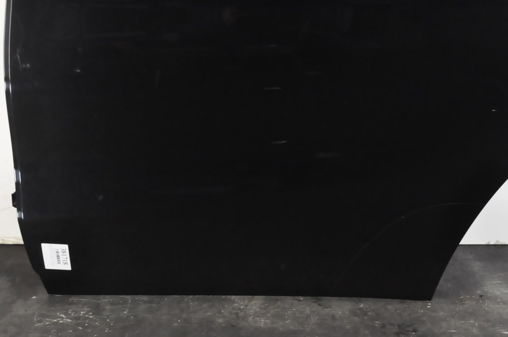 Mercedes w156 дверь левый задний  задние Доставка