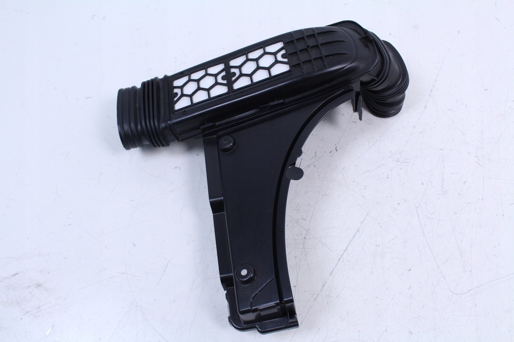 фото №1, Впуск воздуха nissan townstar 23r.