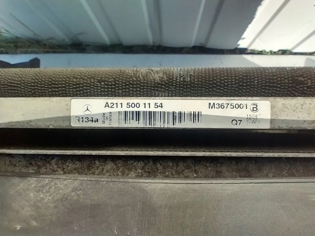 Mercedes w211 cls w219 радиатор воды кондиционера вентилятор a2115001154 в Украине