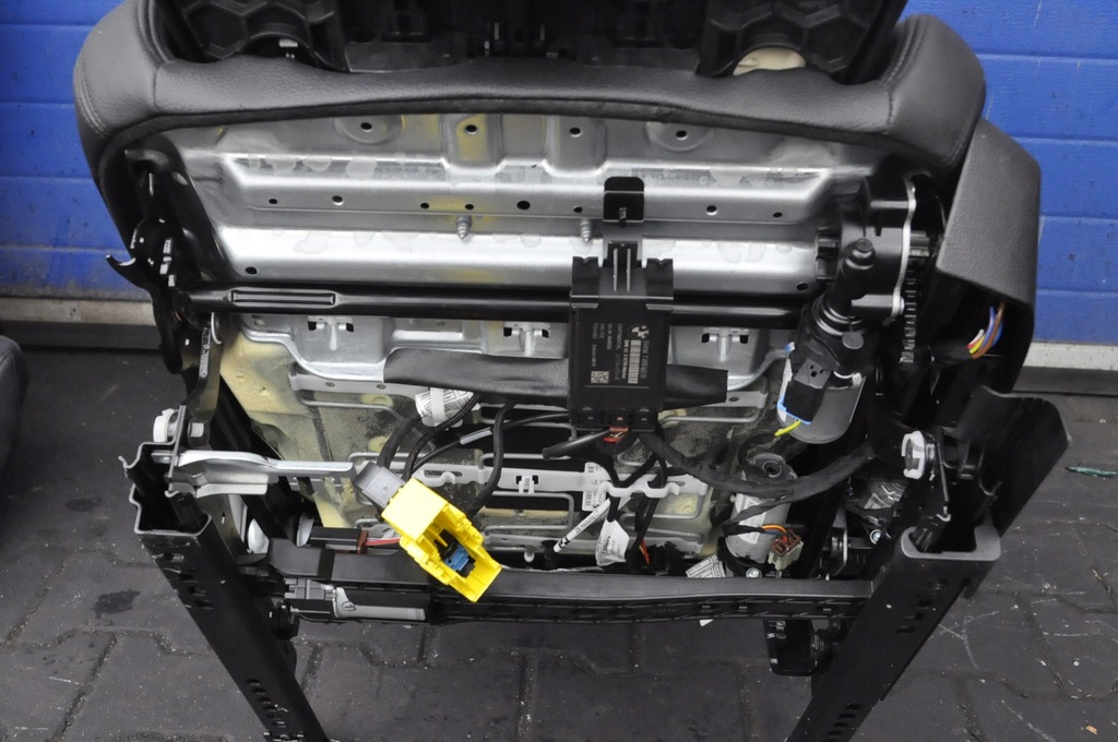 фото №5, Bmw 4 f36 gran coupe сиденья кожа подогрев sportsize