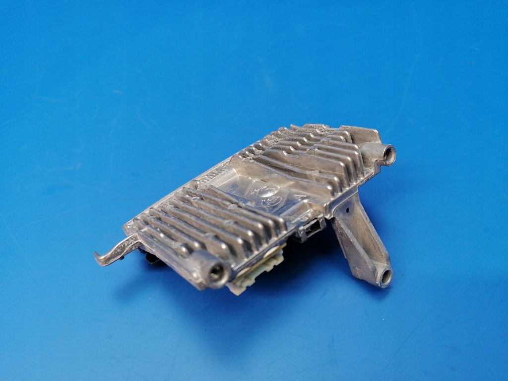 Блок управления led фара bmw x4 f26 1305715249 в Украине