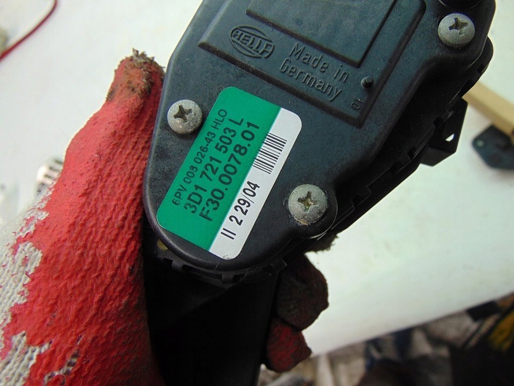 фото №8, Vw phaeton 3.0 tdi 04r педаль газу потенціометр