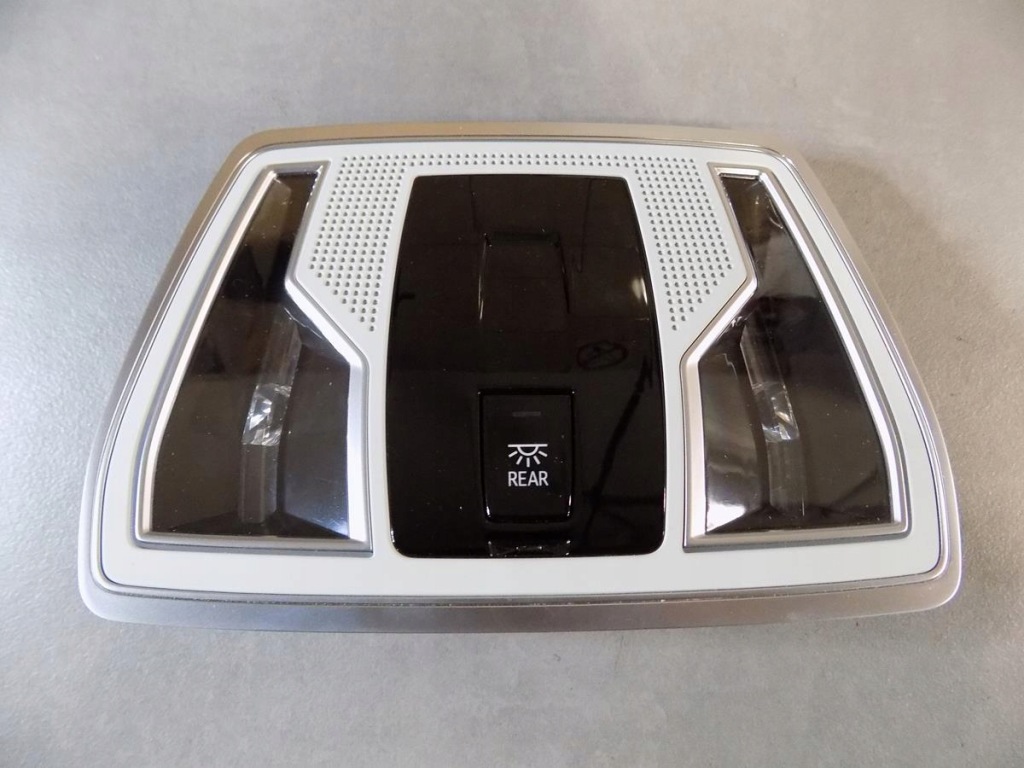 фото №1, Audi a8 4n лампа кабіни led 4n0947111