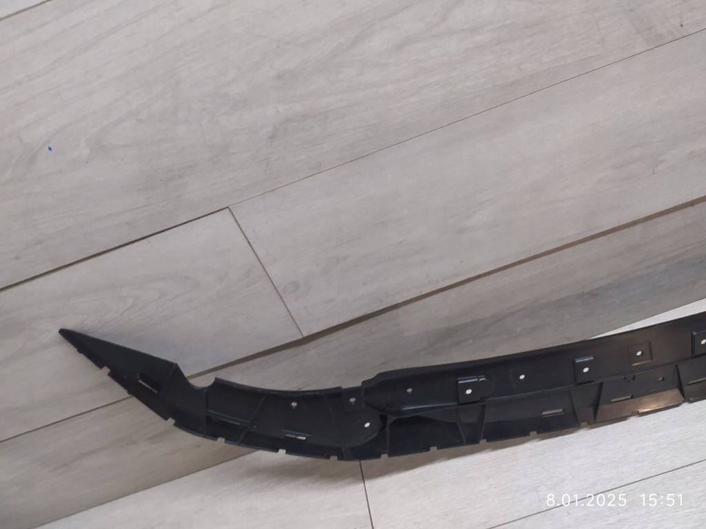 10818. bmw 1 f40 m-pakiet спойлер бампера перед 8075309 Недорого