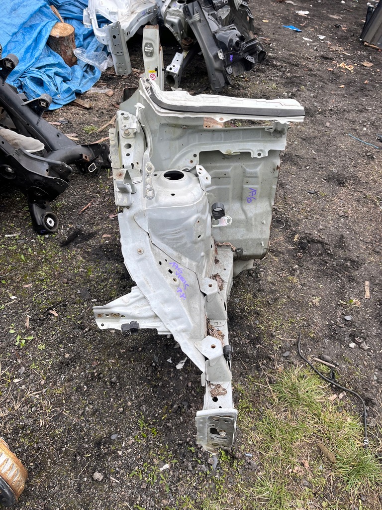 фото №1, 176 toyota yaris iii лонжерон четверть правая