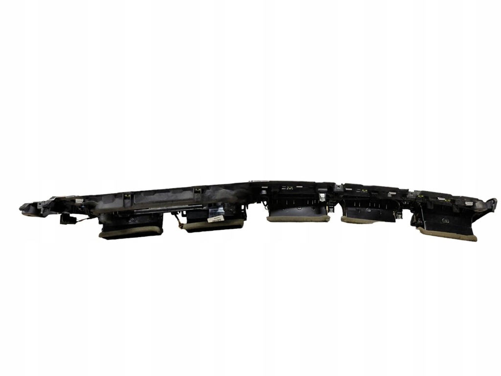 фото №7, Audi a5 2018 форсунки / ґрати середнього обдув панелі приладової панелі