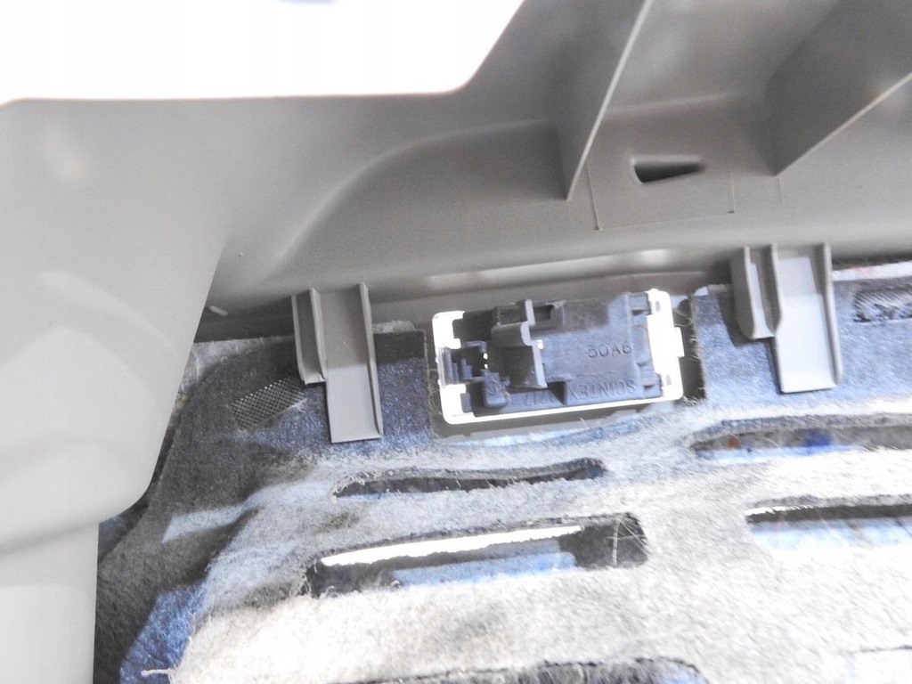 фото №5, Обивка багажника левый задняя renault scenic ii