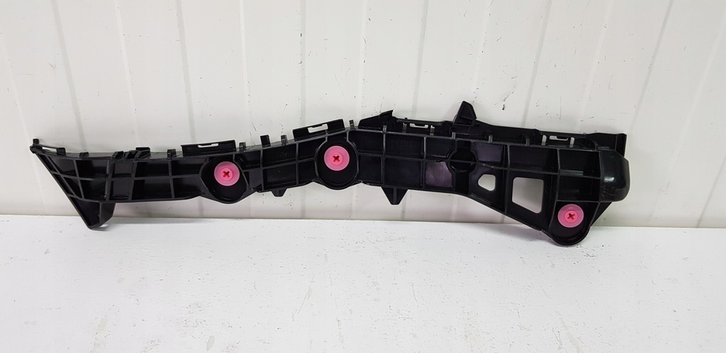 фото №1, Lexus is 13-21 кронштейн направляющая бампер крыло задняя l