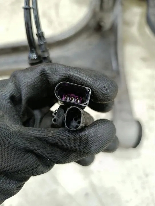 Подвеска передние правое maserati quattroporte vi 06701017550 бензиновый Доставка