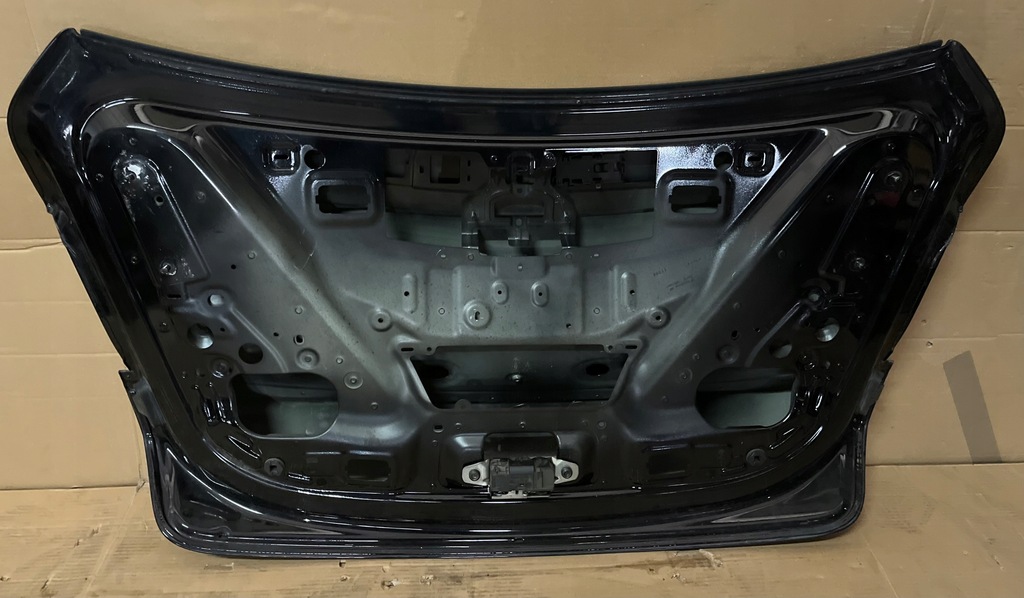 фото №5, Idealna крышка багажника задняя багажника porsche taycan 1