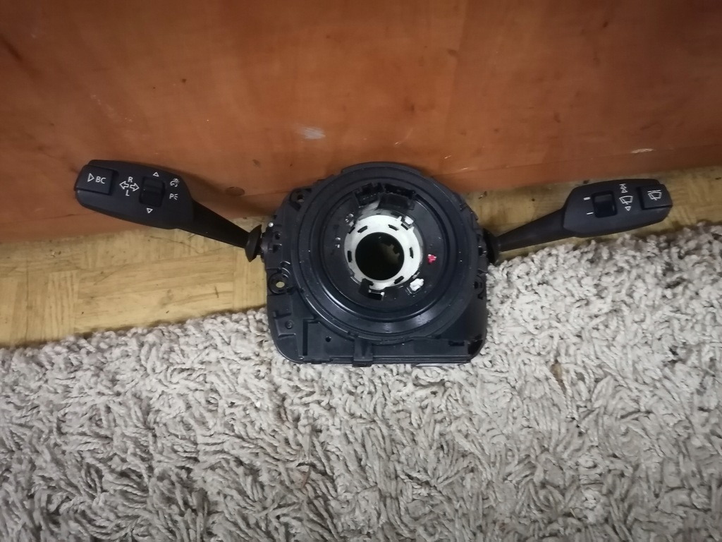 фото №1, Переключатель комбинированный лента bmw e91 912303403