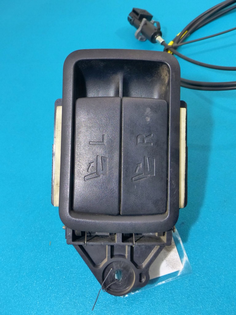 фото №2, Ручка ручка сидений задняя iii rzędu highlander ii