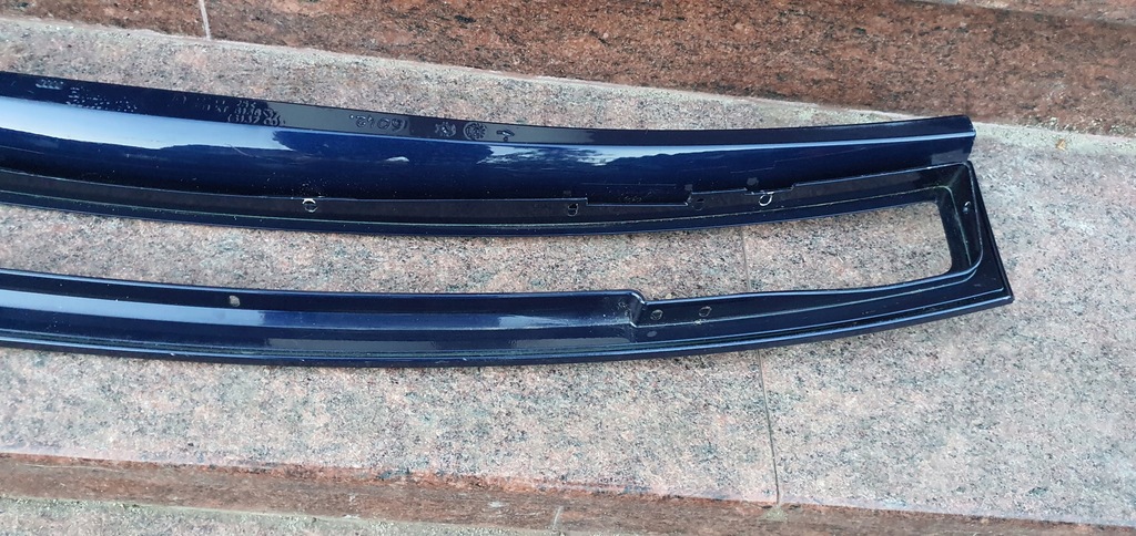 фото №15, Audi r8 420 coupe накладка спойлер молдинг na крышка задняя