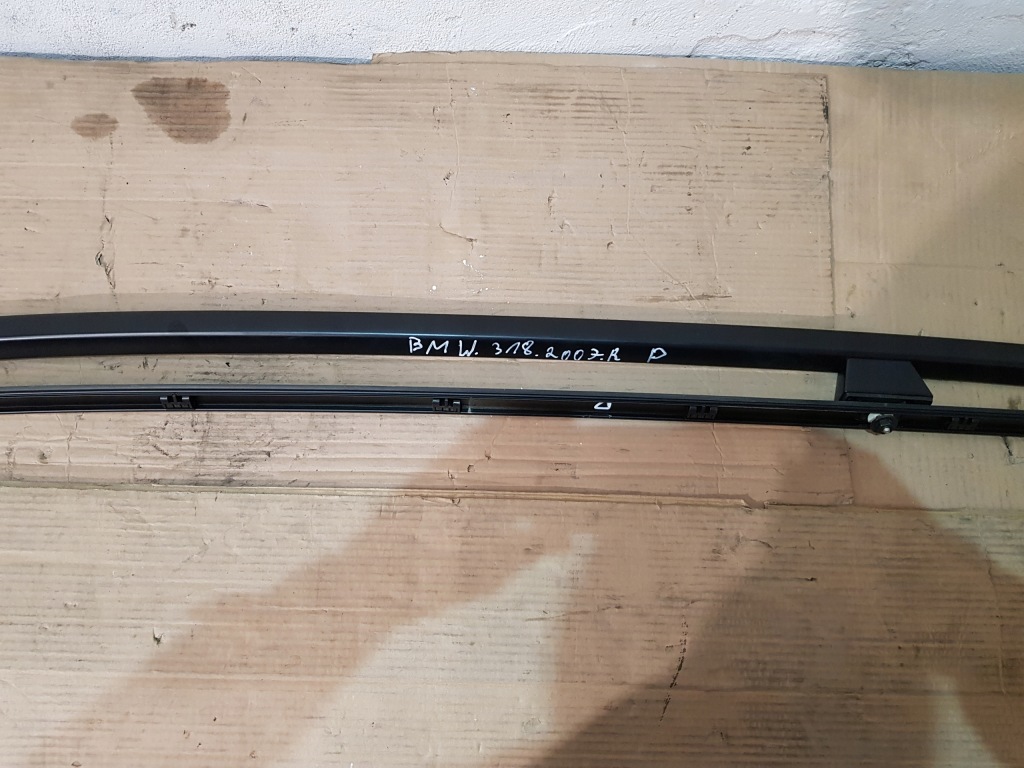 Рейлінг даховий правий bmw e91 Доставка