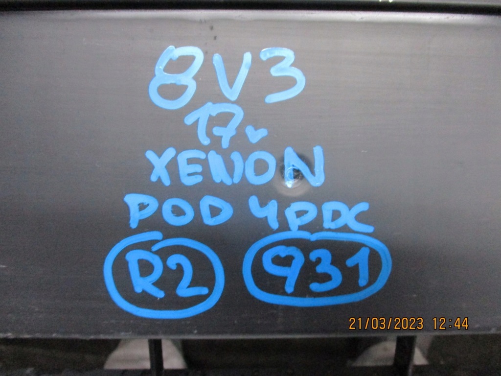 Бампер audi a3 8v0 17r под ксенон pdc передний Доставка