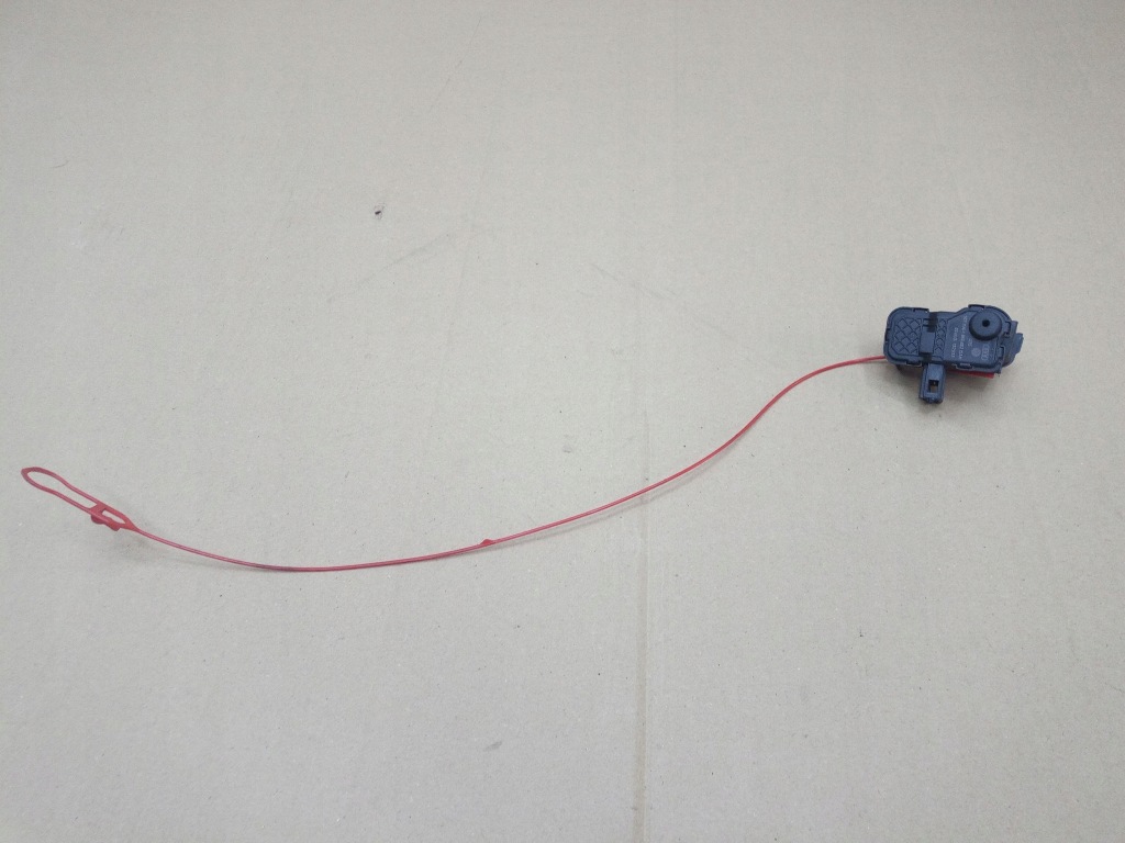 Купити Audi q5 sq5 8k0862153h замки 1 амортизатори