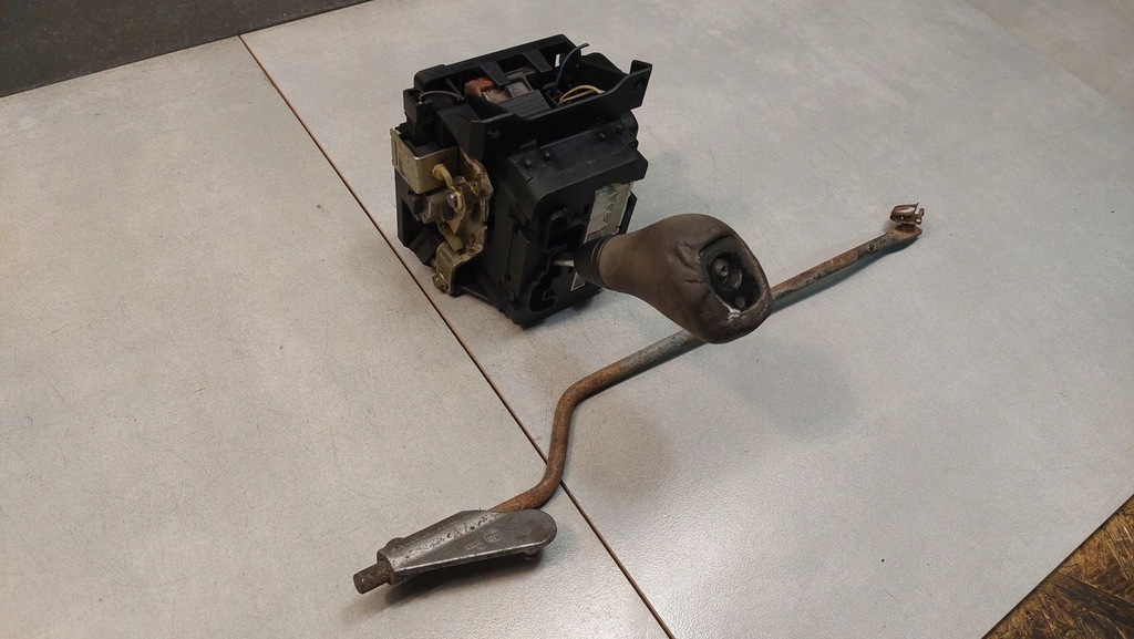 фото №11, Выборщик передач автоматическая коробка передач mercedes clk c208