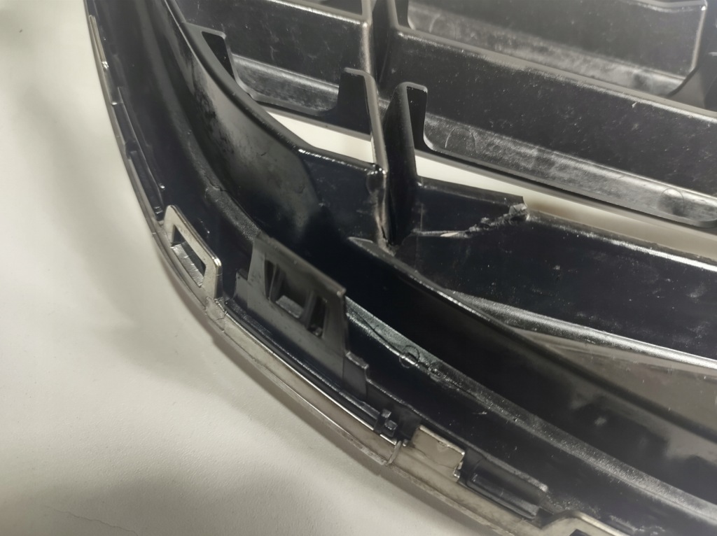 фото №12, Volvo v40 15r - решітка радіатора решітка радіатора бампера 31353120