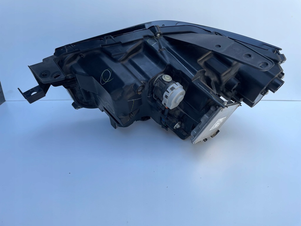 фото №6, Mazda cx30 лампа перед передня права full led комплектна dgj1-51030