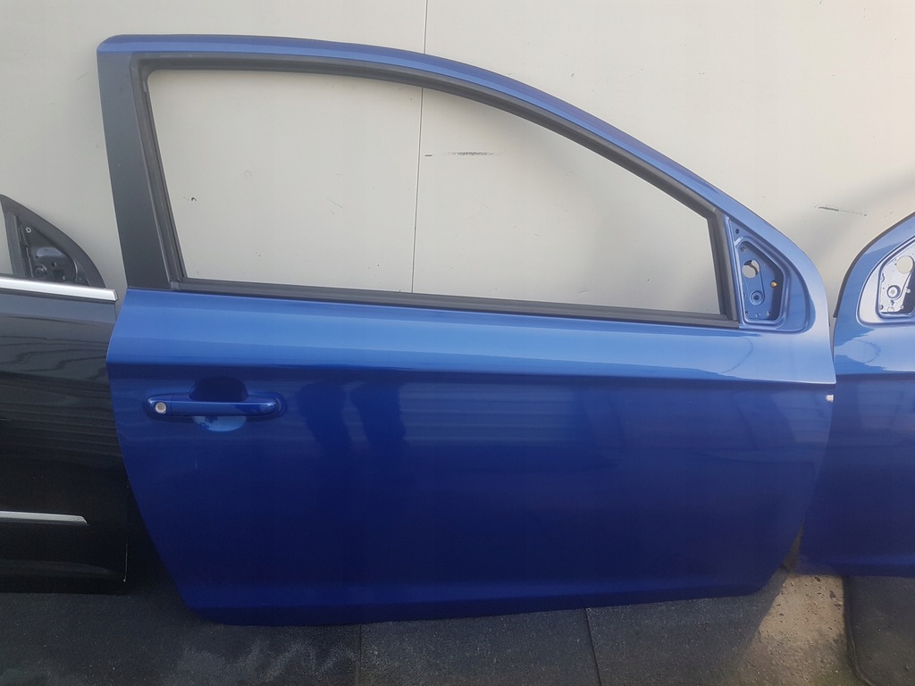 фото №1, Hyundai i20 08-12r двері праве u6 3d