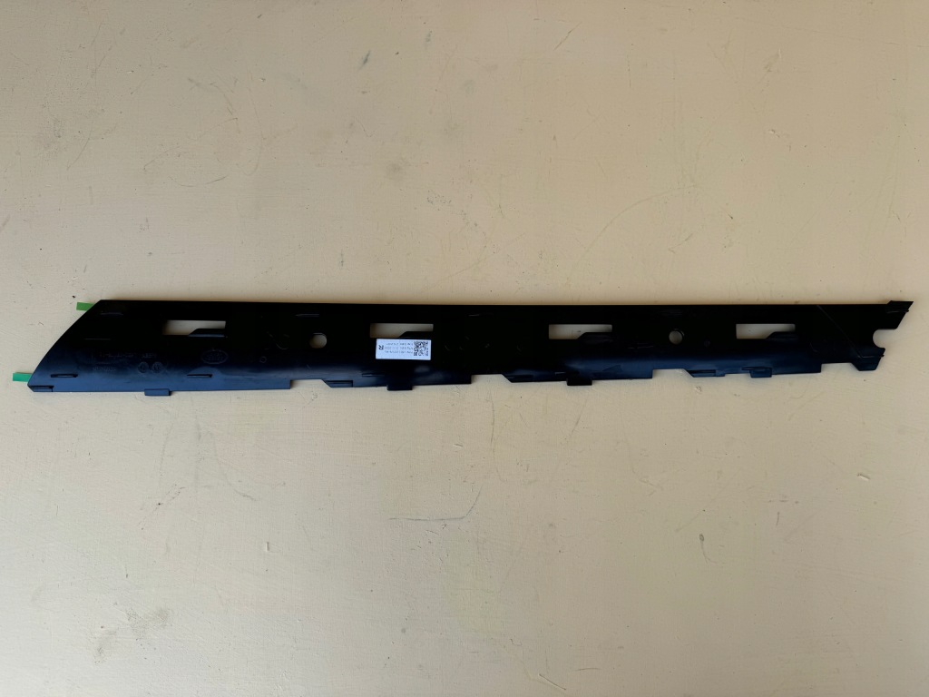 Купить Land rover молдинг подножка правая l8b2-03178