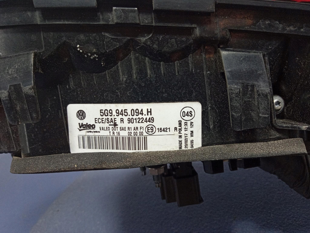 фото №9, Vw golf vii kombi lift лампа задняя правая w крышка 5g9945094h
